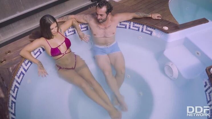 [DDFNetwork] - Poolside Pussy Play with Brunette Susy Gala - Susy Gala