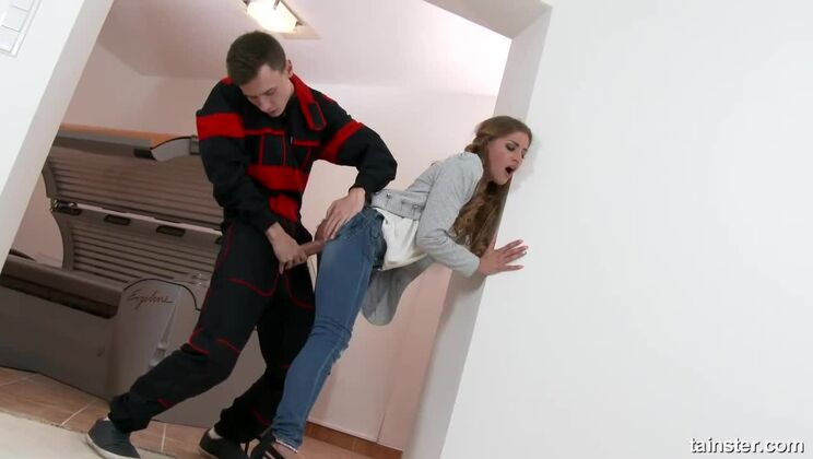 Facial Pleasure with Silvia Dellai