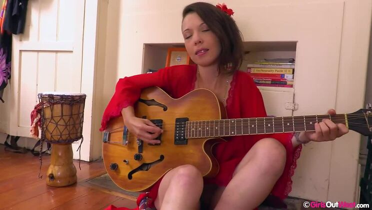 Small Tits Ruby Rosette Loves Her Toys