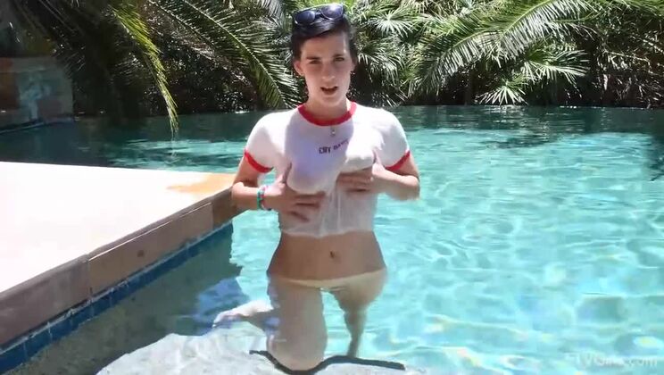 [FTVGirls] - Confident Brunette Bella Solo - Bella