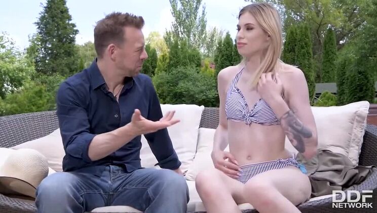 [HandsOnHardcore] - Blonde Girl Fuck Date by the Pool - Milena Devi