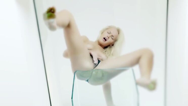 Yeah, She's So Hot and Blonde