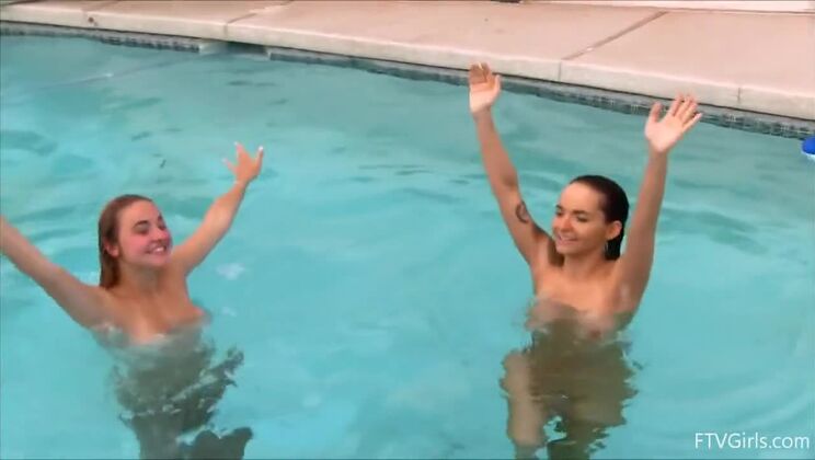 Stella & Charlotte: Naked and Beautiful