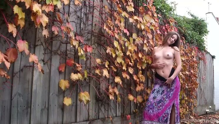 [GirlsOutWest] - Outdoor Maddison's Pissing Play - Maddison