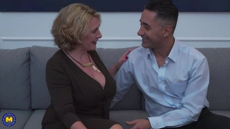 Camilla's Date is a Squirting, Anal, and Creampie Affair!