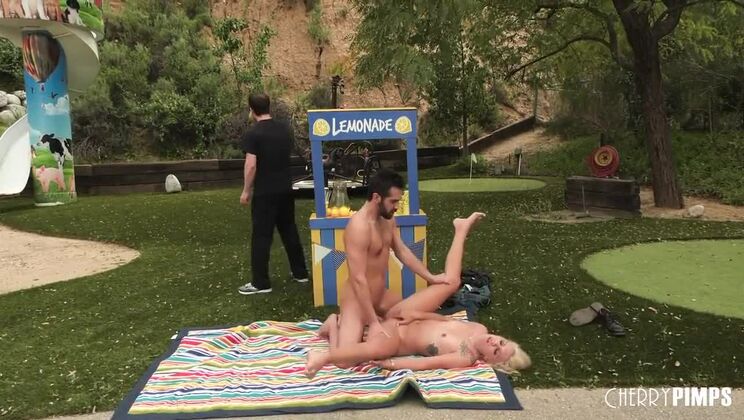 Chanel Grey Wants Her Lemons Squeezed Outdoors