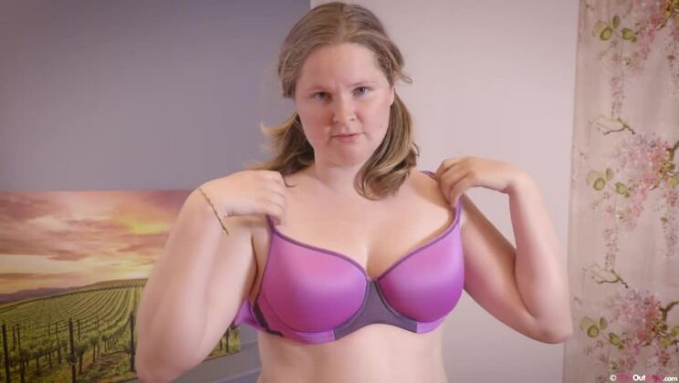 [GirlsOutWest] - Sarah Stretches and Enjoys