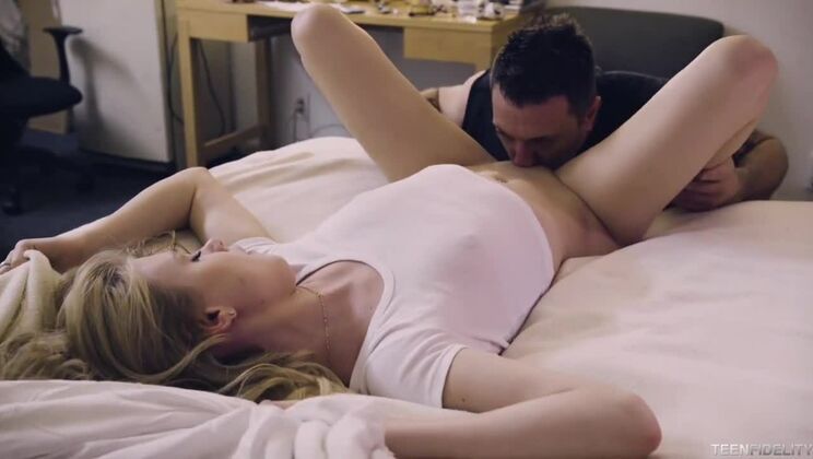 [TeenFidelity] - Hannah Hays Deepthroats Mark Zane's Big Dick - Hannah Hays - Mark Zane