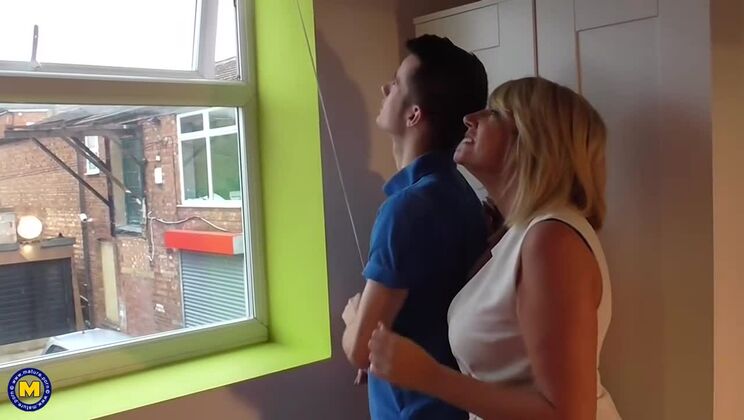 Amy, British Mature, Sucks and Gets Fucked