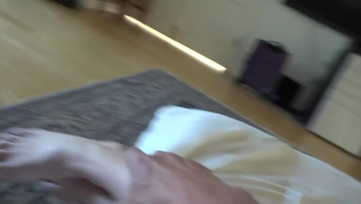 Girlfriend Fucks You Quickly Before Leaving