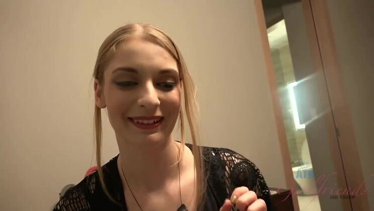 [ATKGirlfriends] - Ela Darling's Sex Toy Session Ends in Creampie