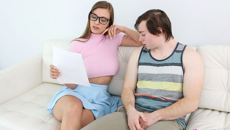 [YoungerMommy] - Hardcore Sex with Tattooed MILF Kenzie Love - Kenzie Love