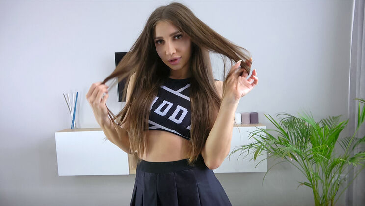 Cheerleader Butt Kriss Kiss