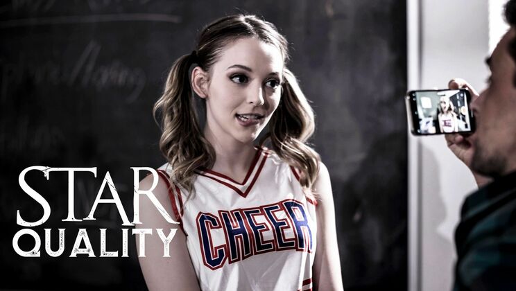 Petite Teen Loves Deepthroat