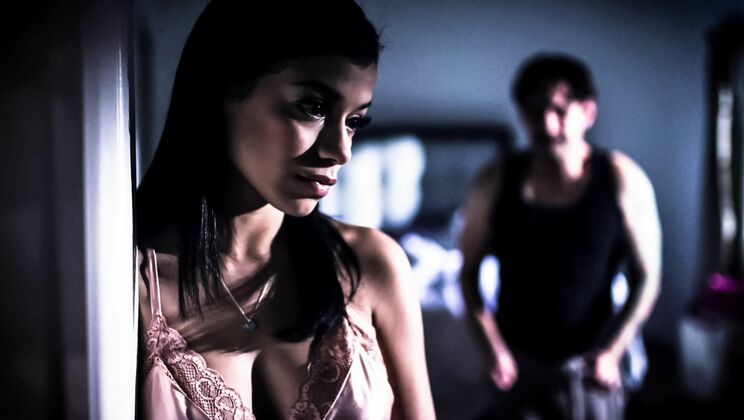 [PureTaboo] - Restless Teen Savannah Sixx Gets Fingered & Deepthroated By Stepdad Tommy Pistol - Tommy Pistol - Savannah Sixx