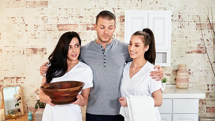 Blowjob Bliss with Four Hands