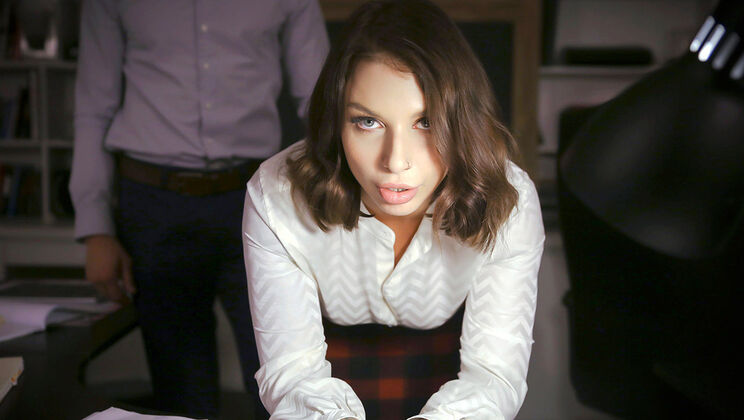 MILF Takes Big Dick Like a Champ