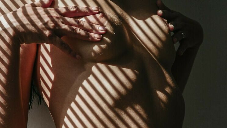 [Babes.com] - Leanne Lace's Athletic Body Masturbation - Leanne Lace