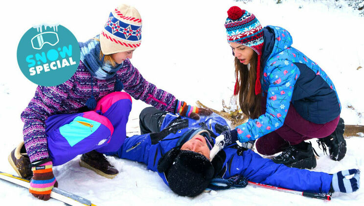 [ClubSweethearts] - Cumshot on Snow Bunnies Faces