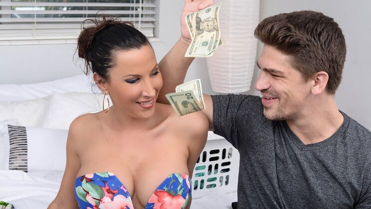 [Brazzers] - The Athletic Wife's Blowjob - Bruce Venture - Lezley Zen