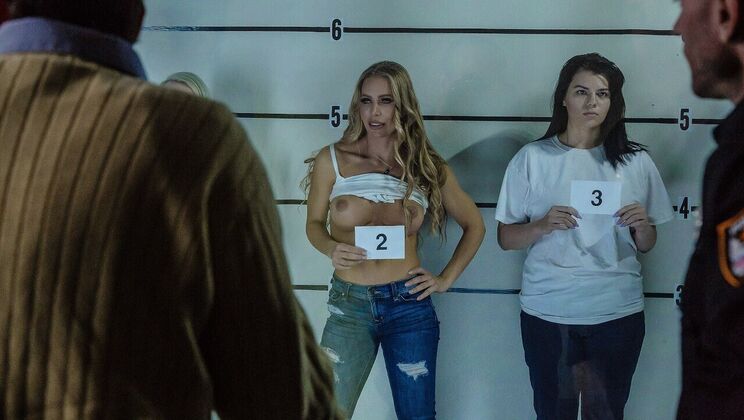 [Brazzers] - Nicole Aniston's Enhanced Body on Display - Nicole Aniston - Johnny Sins