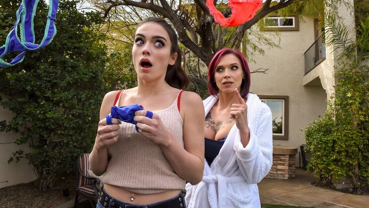 [Brazzers] - Lesbian Love with Ashly Anderson and Anna Bell - Anna Bell Peaks - Ashly Anderson