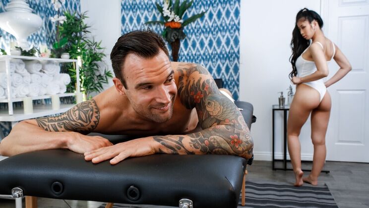 [BigNaturals] - Jade Kush's Natural Tits Bounce During Fuck