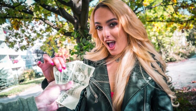 [PublicAgent] - Facial Cumshot on Blonde Anna - Erik Everhard - Anna Khara