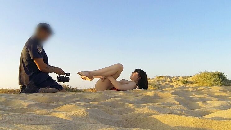 [FakeCop] - Teen Blowjob on Beach for Horny Cop - Monty
