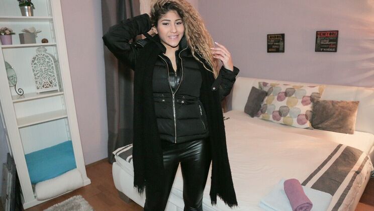 [PublicAgent] - Latina Girl Venus Afrodita Fucked in Hotel Doggystyle - Venus Afrodita - Thomas Salek