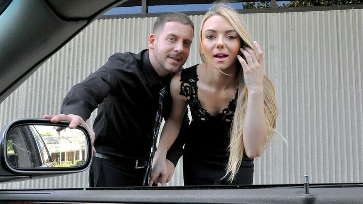 [StrandedTeens] - Molly Mae's First Creampie Date - Molly Mae