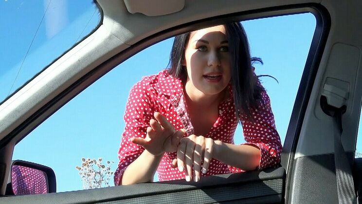 [StrandedTeens] - Highway Hottie: Nikki Stills - Nikki Stills