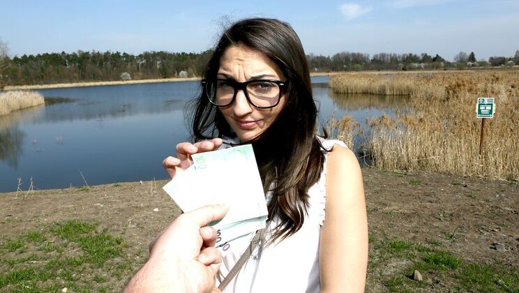 Jimena Lago's Doggystyle Outdoor