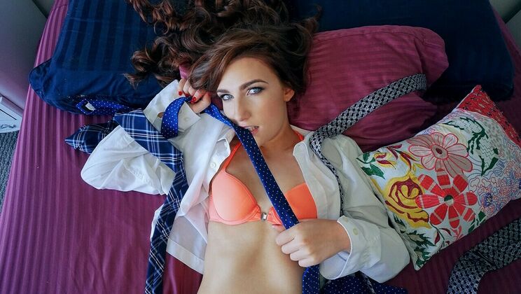 Girlfriend's Blowjob and Doggystyle with Big Cock