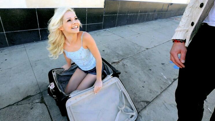 Young Blonde Amateur with Small Tits in Sex