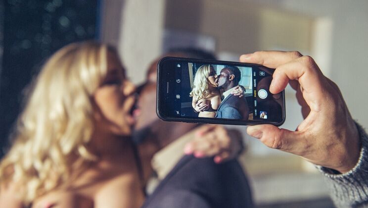 European Beauties with Short Hair