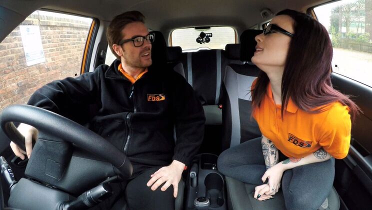 [FakeDrivingSchool] - 19-Year-Old Petite Amateur's Creamy Treat - Ryan Ryder