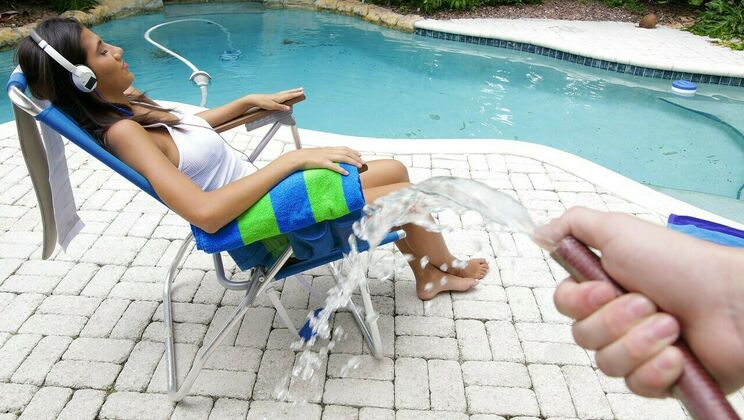 [LatinaSexTapes] - Amateur Latina Gets a Shocking Surprise