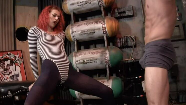 [Submissed] - 10 Kicks Licking Ariel Kay's Pussy in Pantyhose - Lance Hart - Ariel Kay