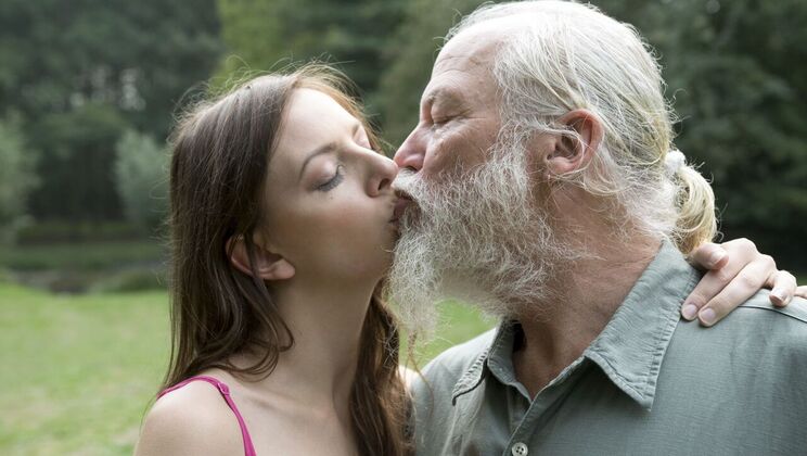 [Oldje] - Sexy Stranger Gets Naked and Fucked