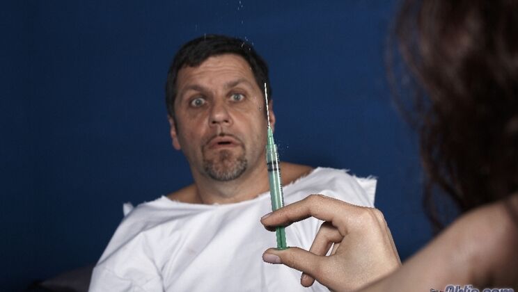 [Oldje] - Striptease and a Handjob - Leanna Sweet - Phillipe