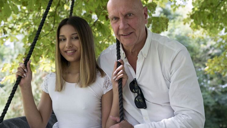 [Oldje] - Old and Young Kissing Deep - Hugo - Roxy Lips