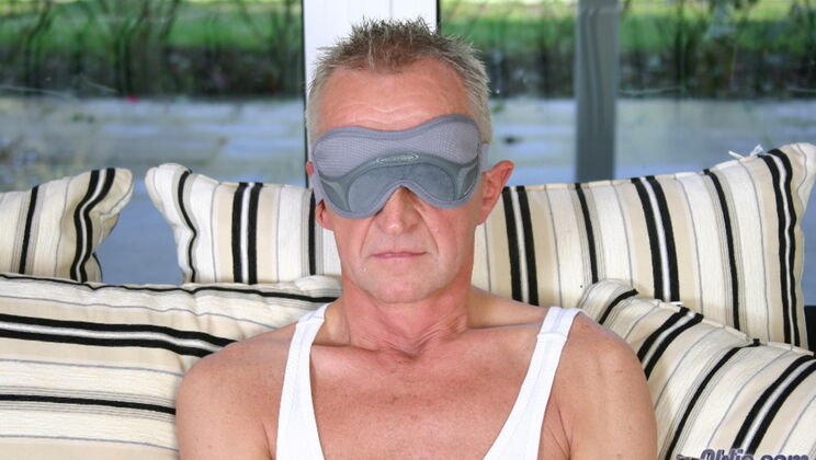 [Oldje] - Threesome Blowjob Surprise for Grandpa's Birthday - Britney - Cindy Dollar - Doug