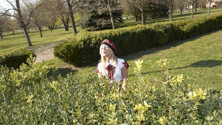 [Oldje] - Blonde Bombshell Candy Takes It Doggystyle - Candy - Louis