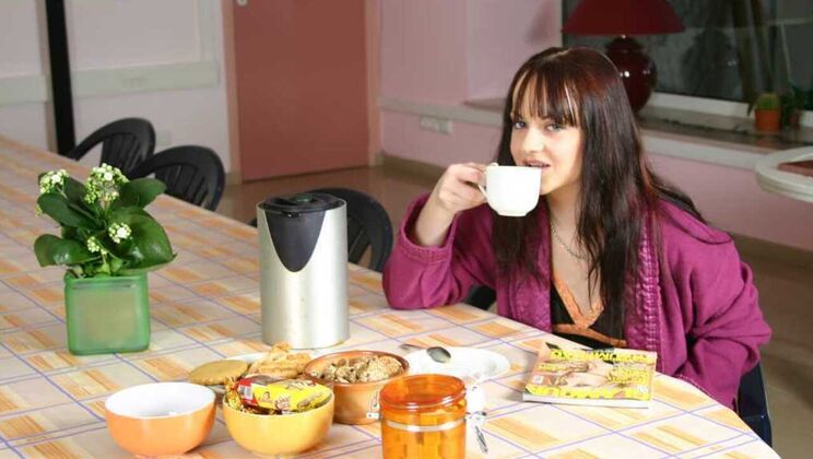 [Oldje] - Hugh's Brunette Encounter - Hugh - Anishka