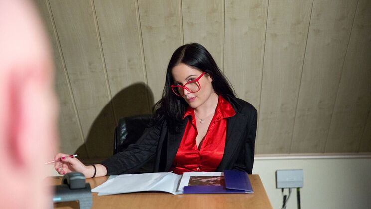 [Oldje] - Big Cock Seduces Diore in Doggystyle - Diore - Hugo