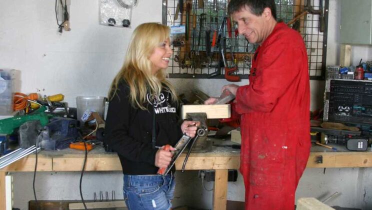 [Oldje] - Andre's Wooden Penis Action with Young Sharka Blue - Andre - Sharka Blue