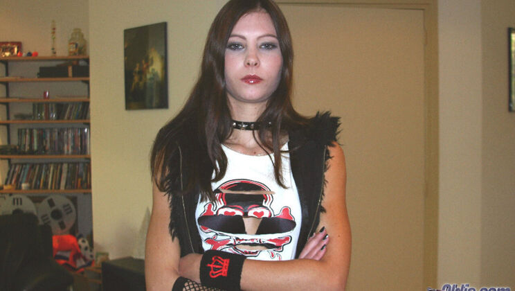 [Oldje] - Young Girl's First Blowjob in Car