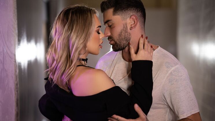 [TransAngels] - Facial for the Cam - Emma Rose - Chris Damned