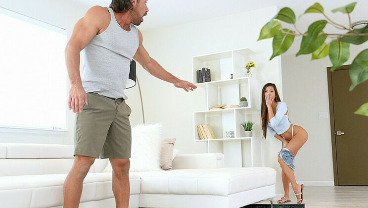 Erotic Rubdown with Vina Sky